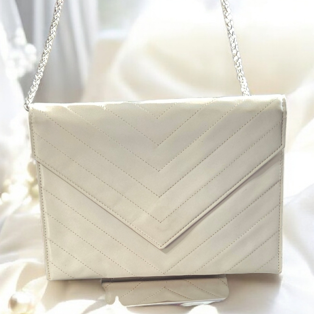 YSL Yves Saint Laurent Leather clutch/w Crossbody Strap-Authentic - Picture 12 of 12